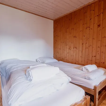 Appartement Avec Vue Sur Les Montagnes *