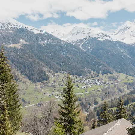 Avec Vue Sur Les Montagnes * Grimentz